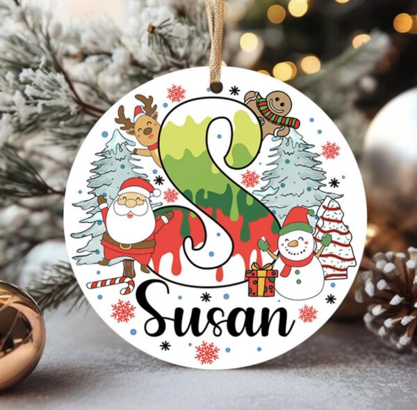 Personalised Name Decoration with Santa & Co!
